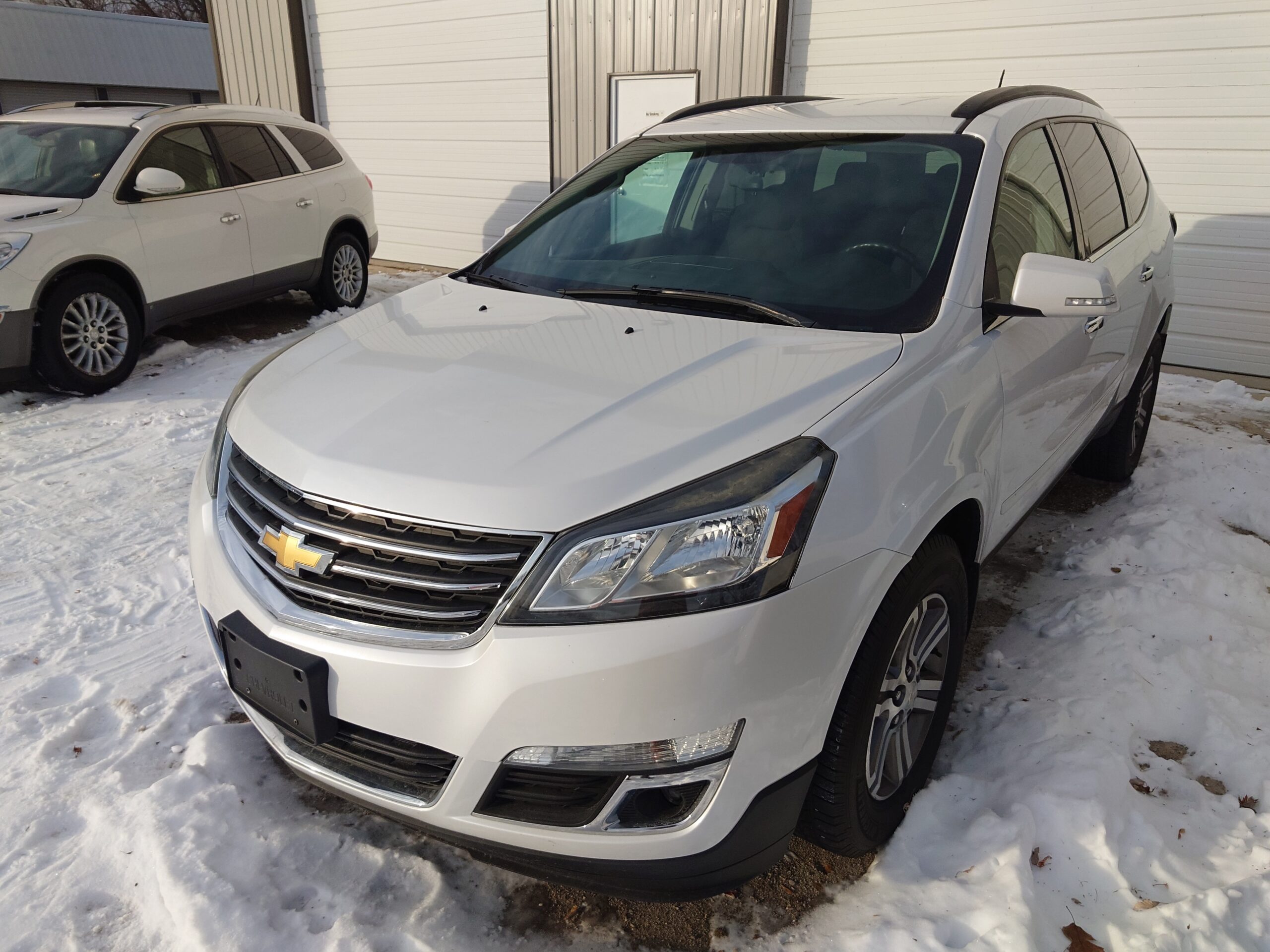 
								2016 Chevy Traverse LT full									