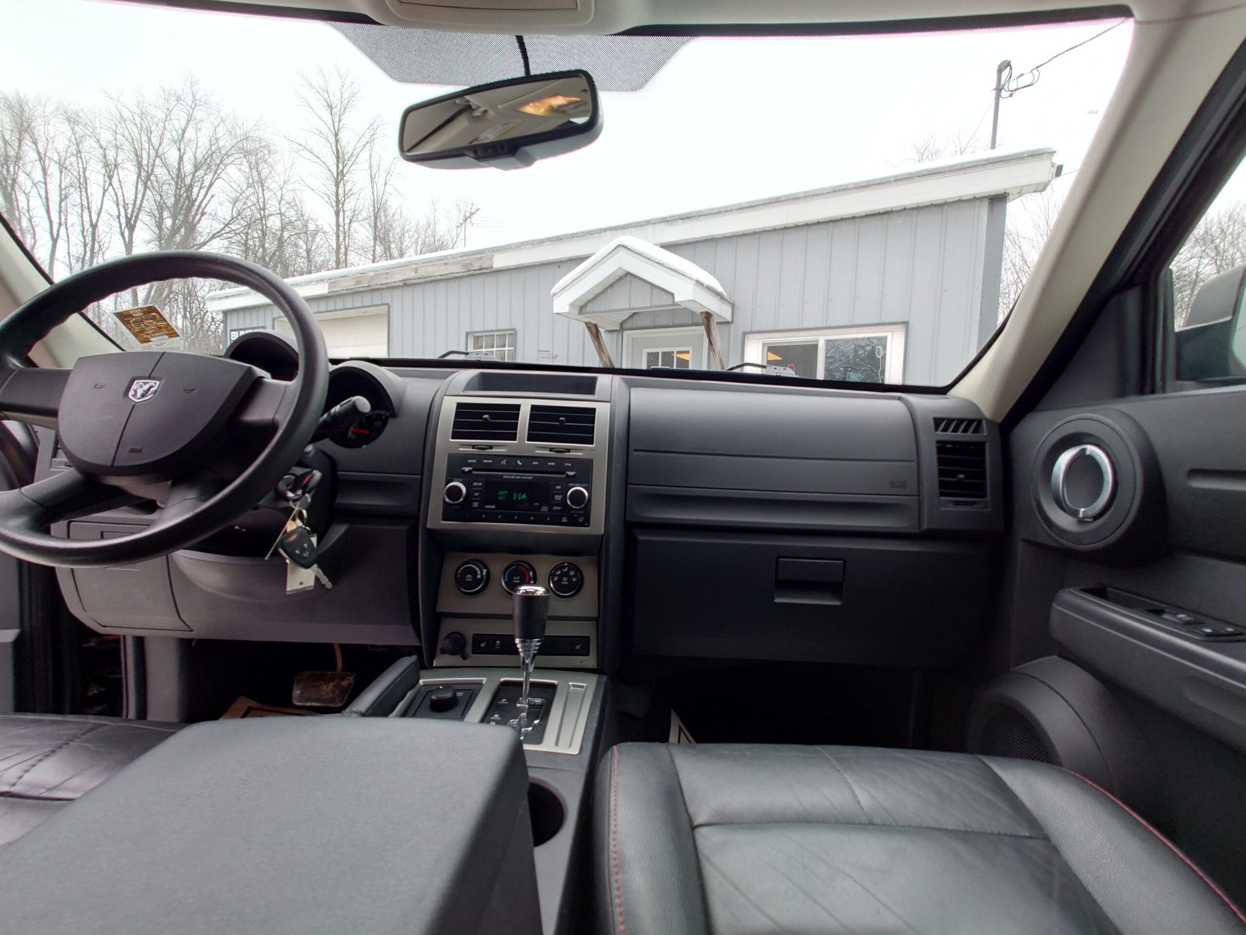 
								2011 Dodge Nitro Heat full									