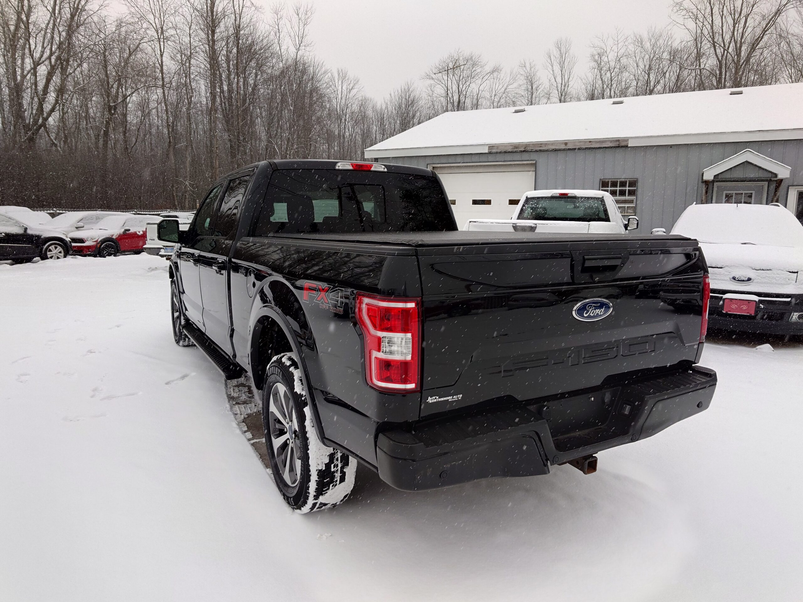 
								2018 F150 XLT FX4 5.0 full									