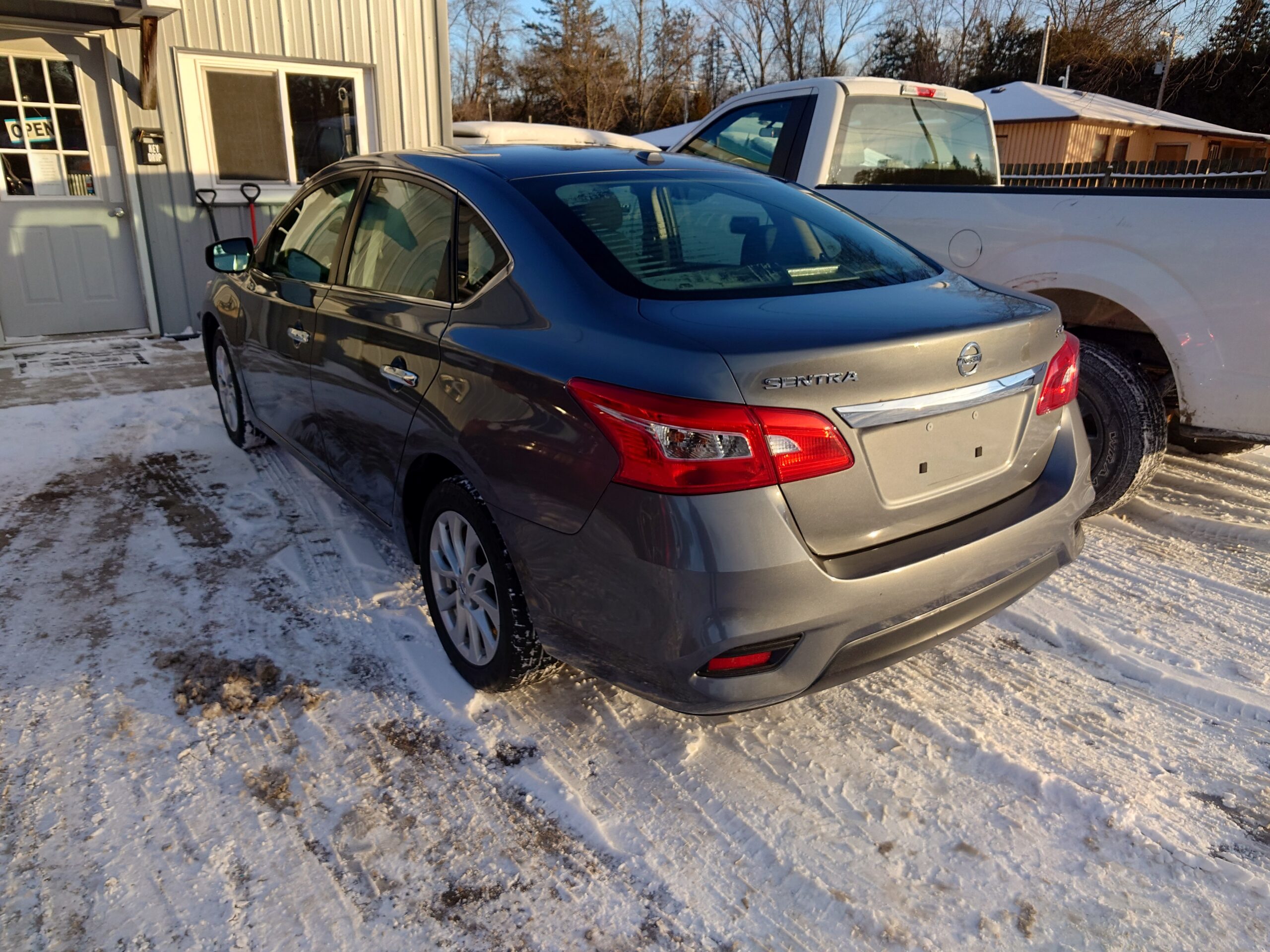 
								2019 Nissan Sentra SV full									