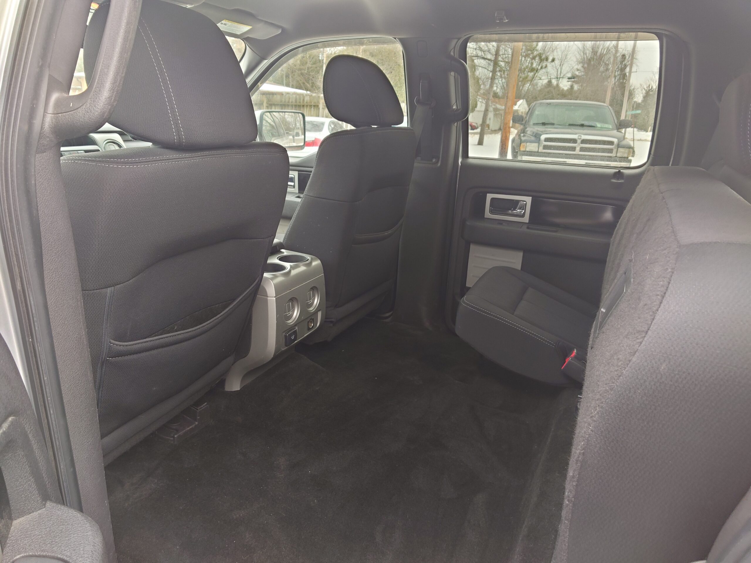 
								2011 Ford F150 FX4 full									