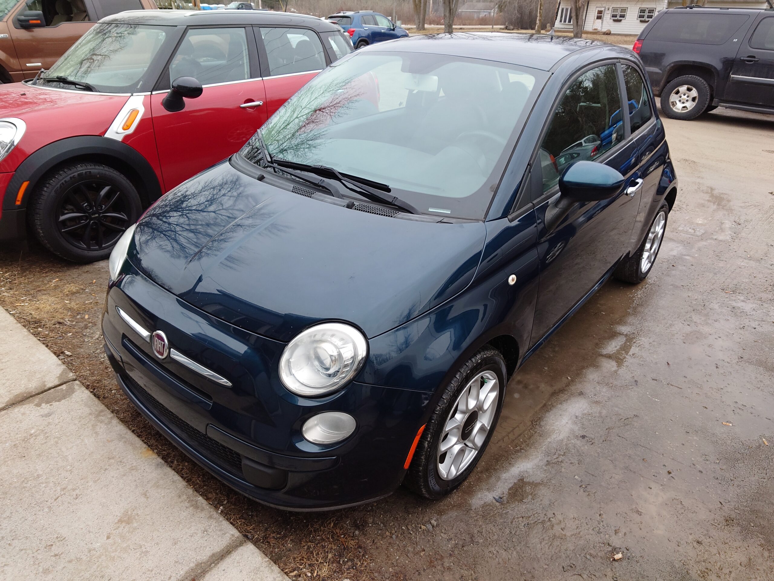 
								2013 Fiat 500 full									