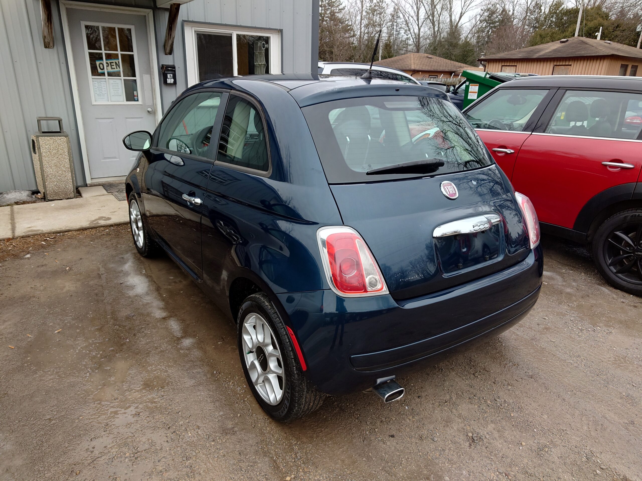 
								2013 Fiat 500 full									