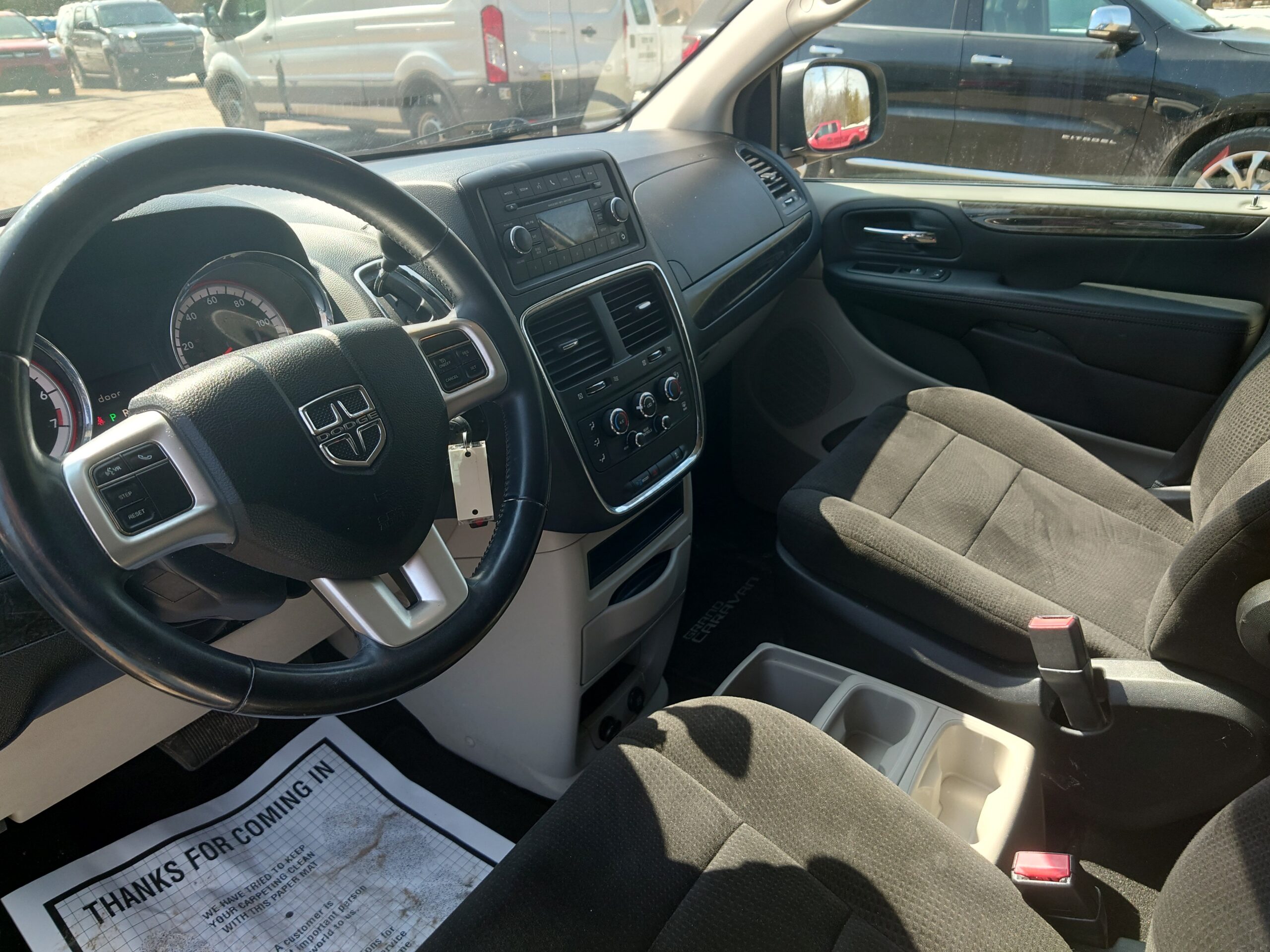 
								2013 Dodge Grand Caravan SE full									