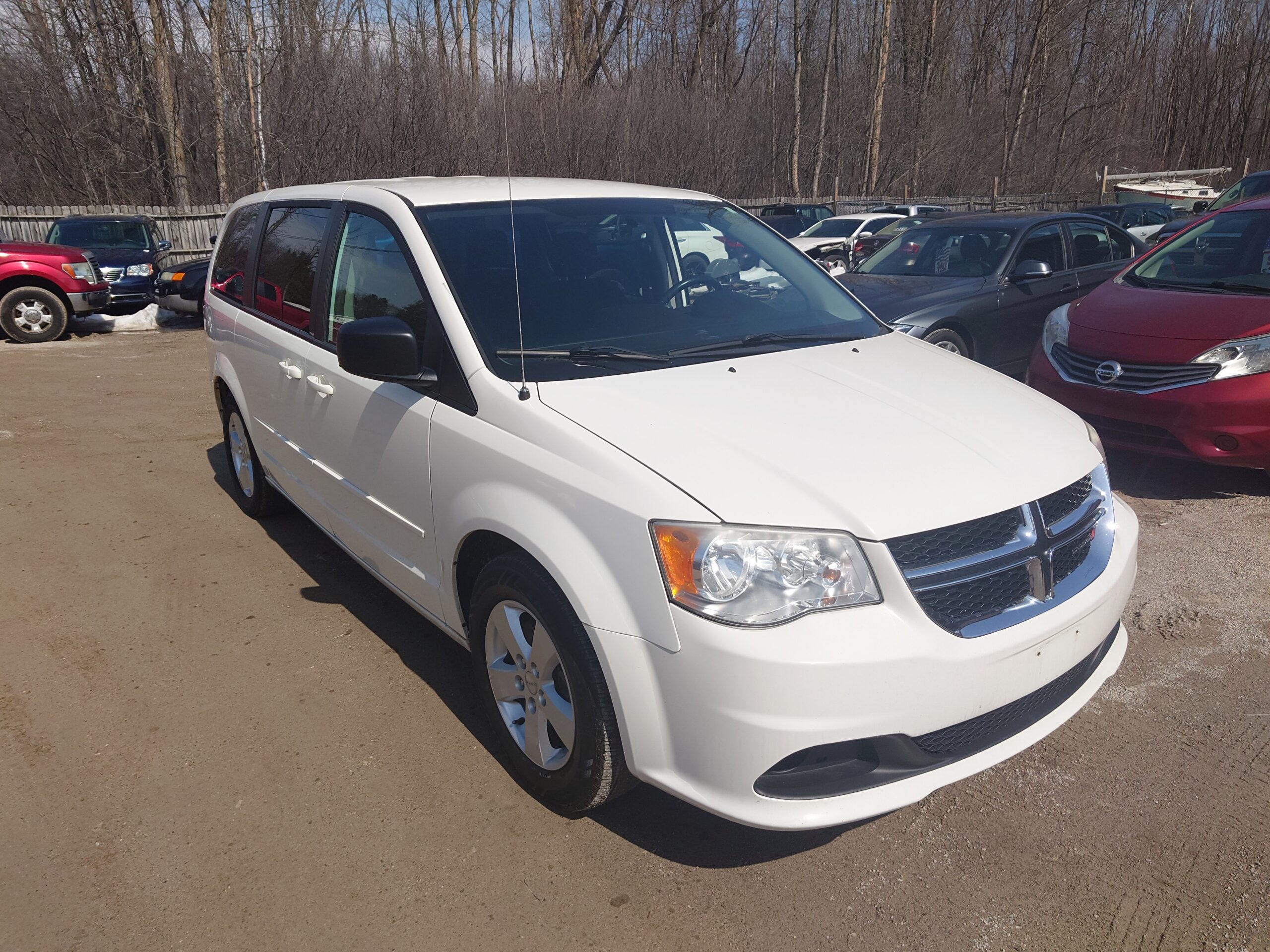 
								2013 Dodge Grand Caravan SE full									