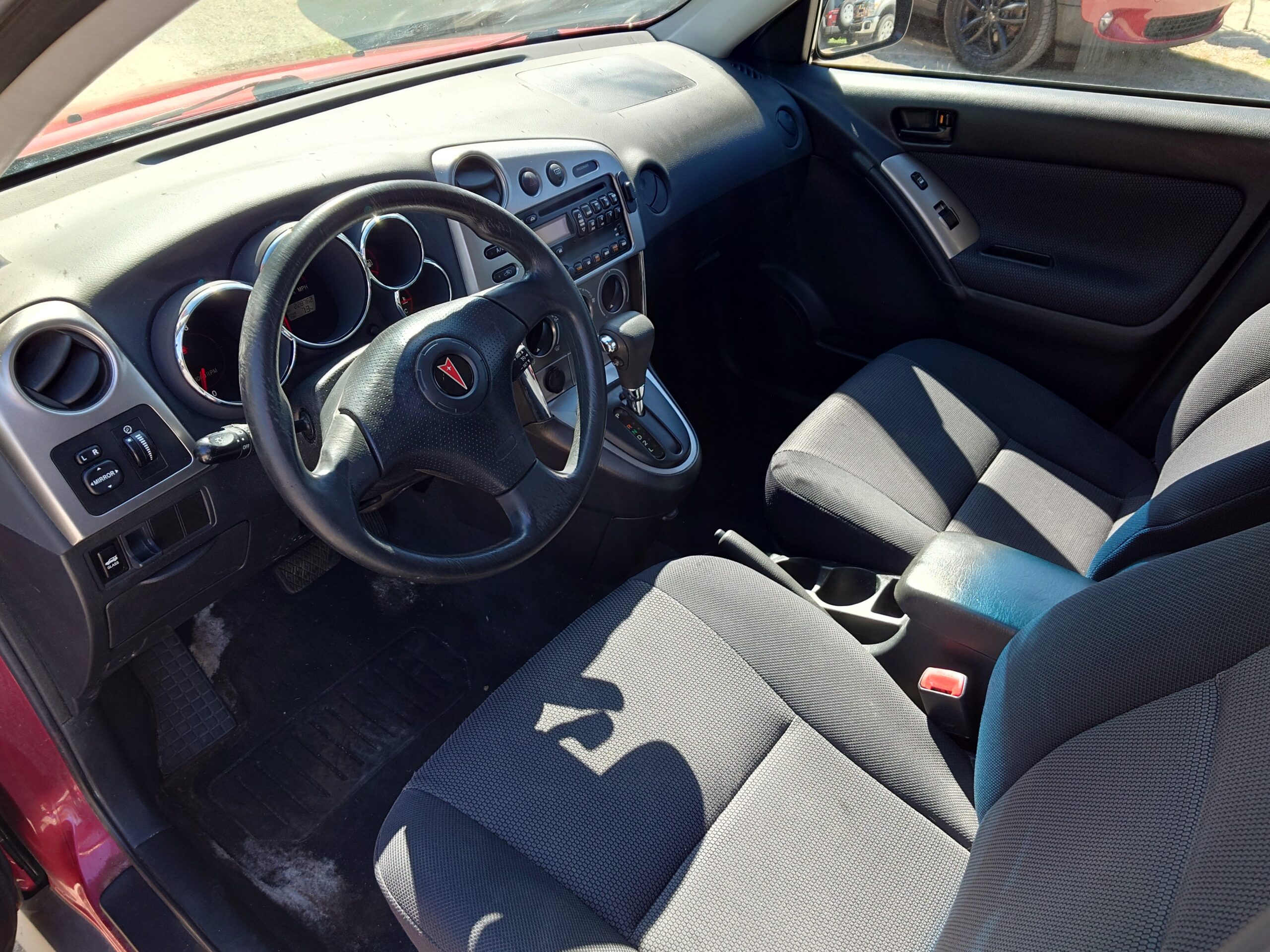 
								2006 Pontiac Vibe full									