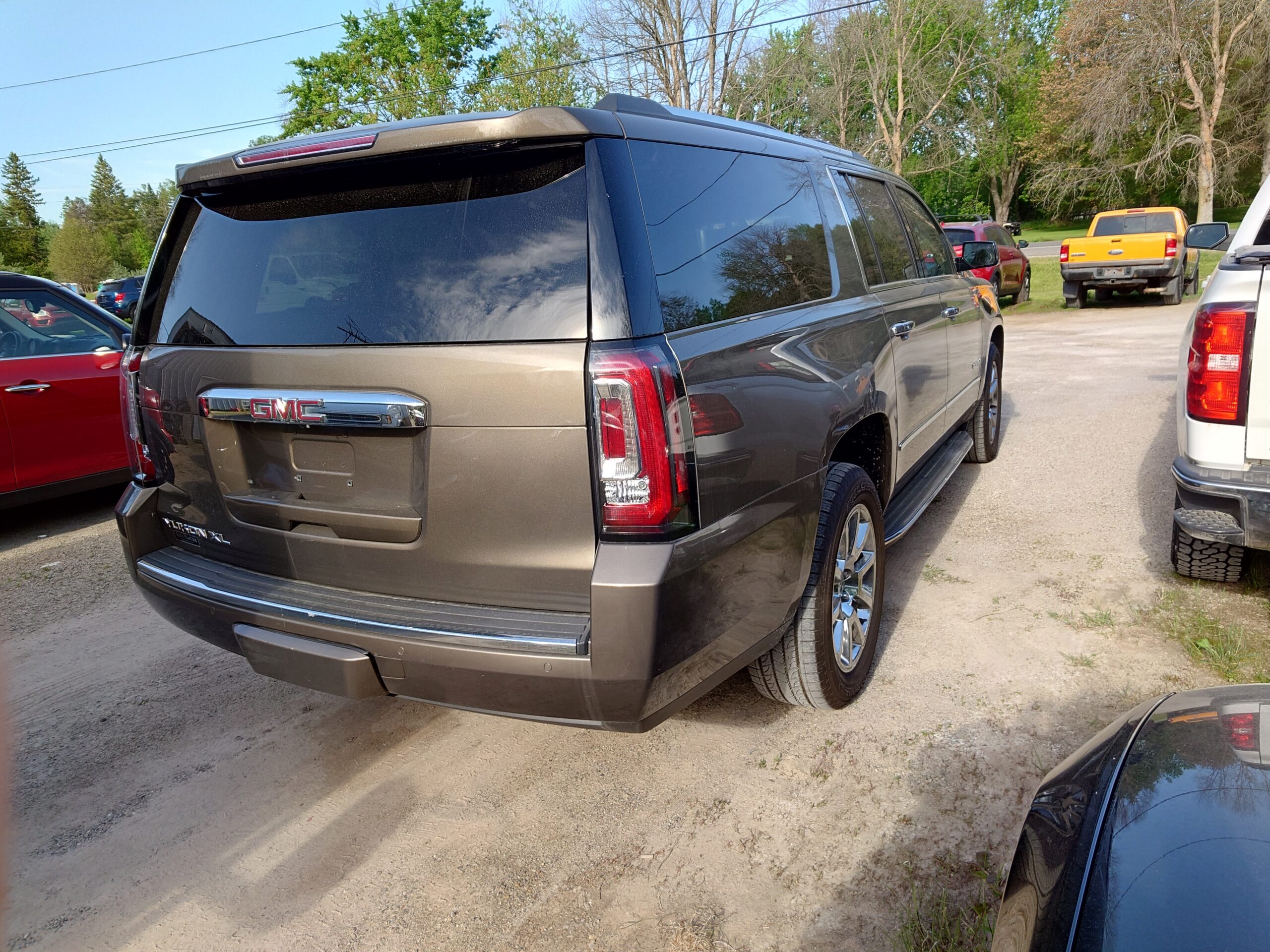 
								16Yukon full									