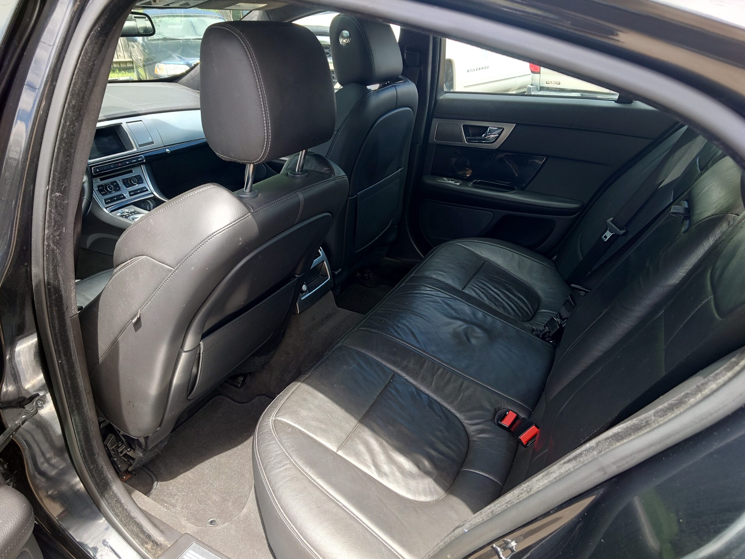 
								15 jag xf full									