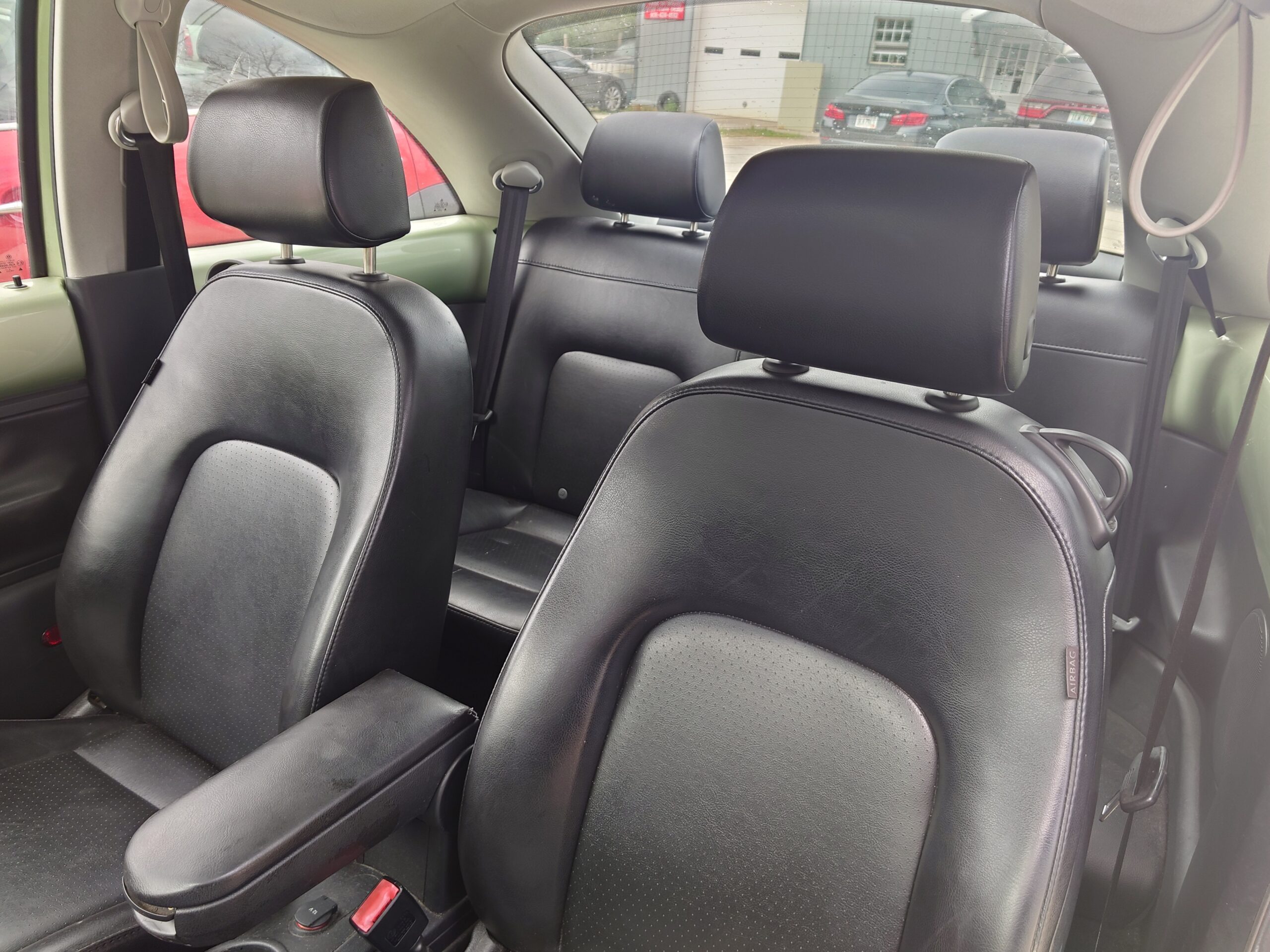 
								06Beetle full									