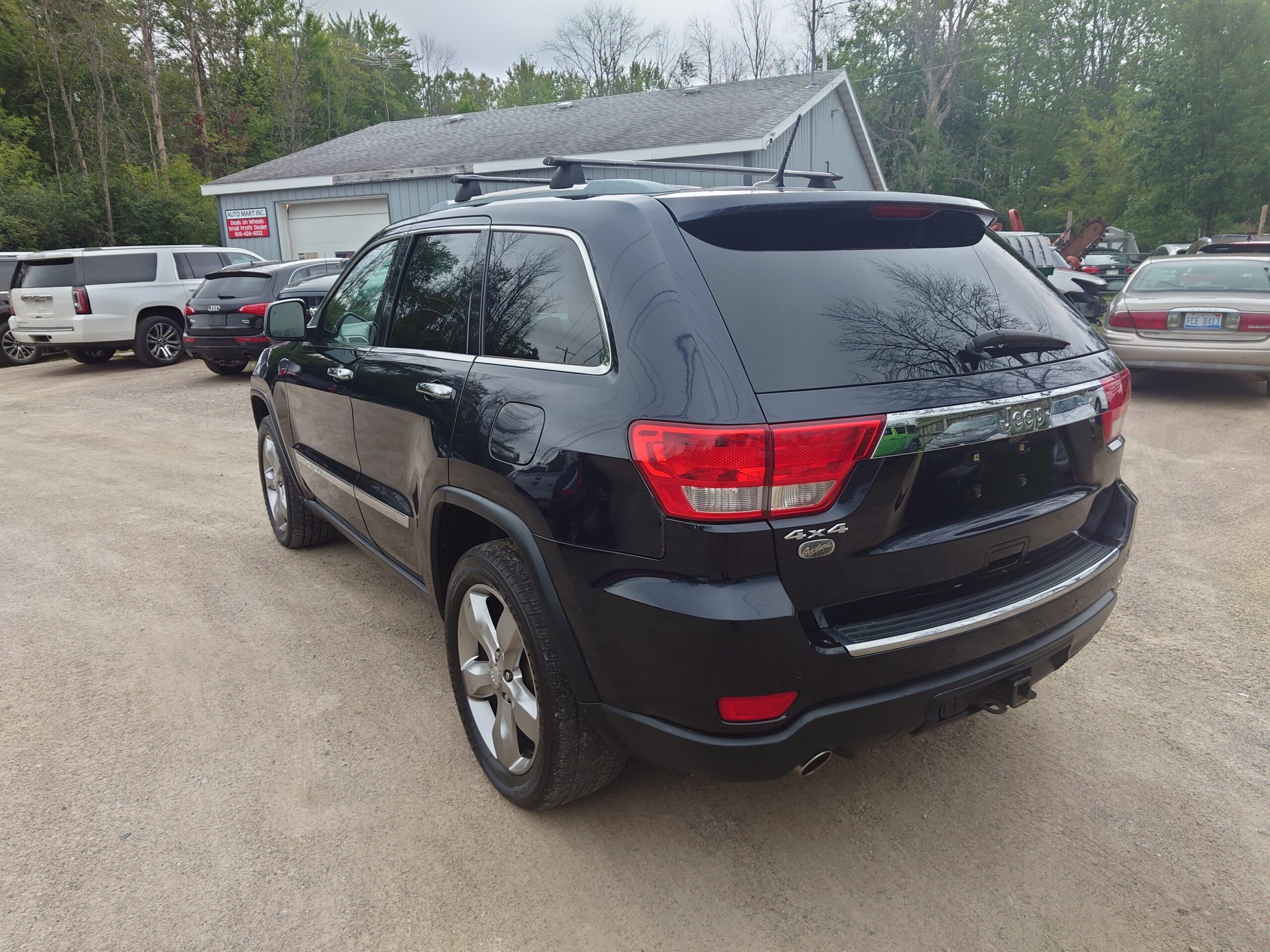 
								11GCherokee full									